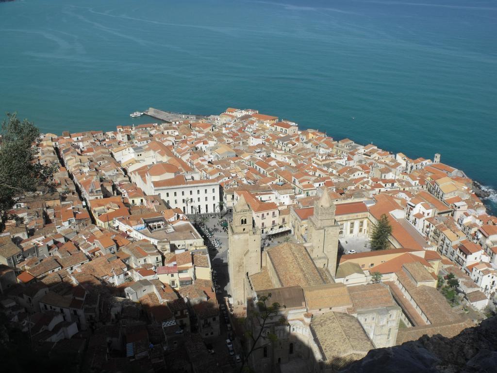 Il Dono Di Atena Cefalu Luaran gambar